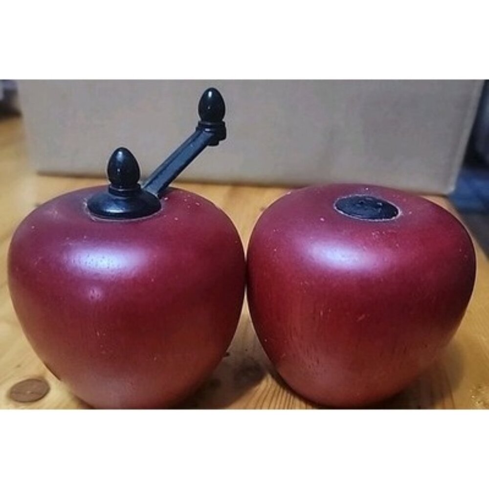Adorable Unique Vintage Wood Red‎ Apple Salt And Pepper Mill  Shakers, Cottage